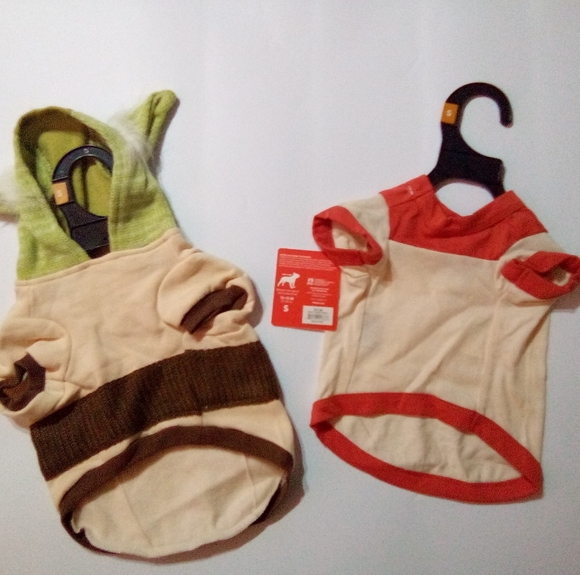 Dog size small Star wars double outfits. - Picture 2 of 4